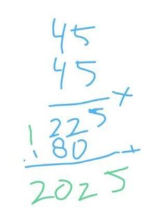 Penjelasan dengan langkah-langkah: 45² = 45×45 = 2.025 Cara di atas ya